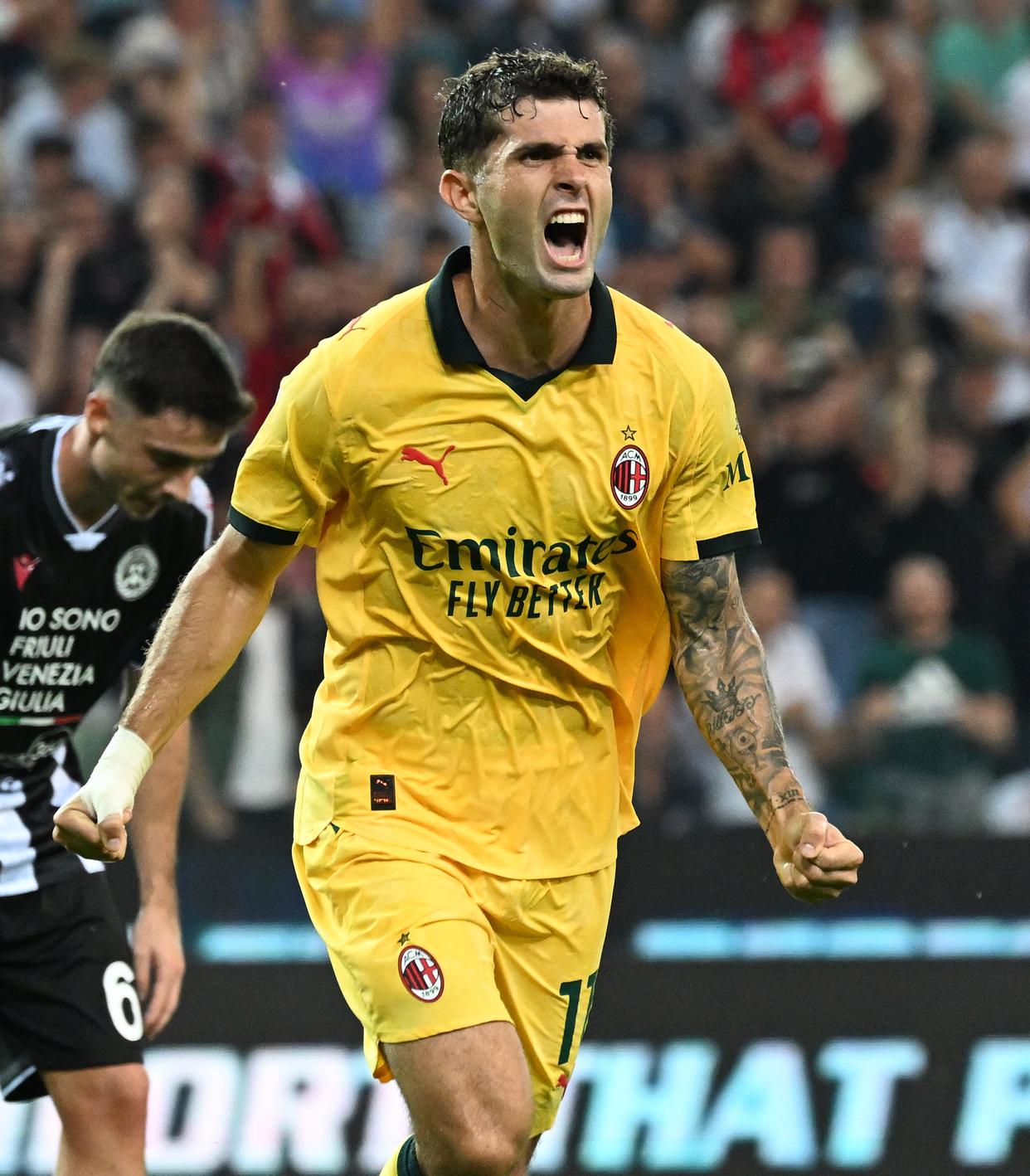 英雄联盟官网-国际米兰训练开放日，冲刺阶段造点机会引欢呼，法甲在即，团队化学反应显著的简单介绍